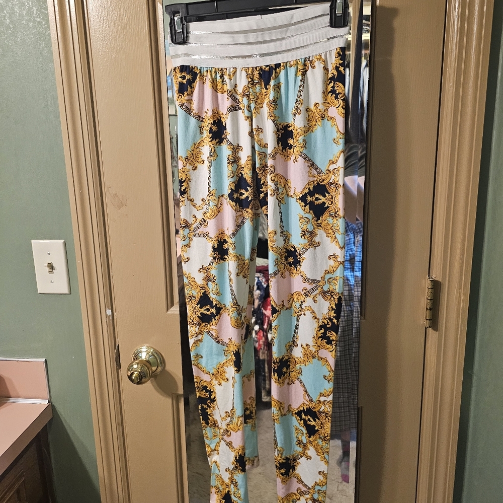 3 Pairs of Fit Kitty Scrunch Butt Leggings